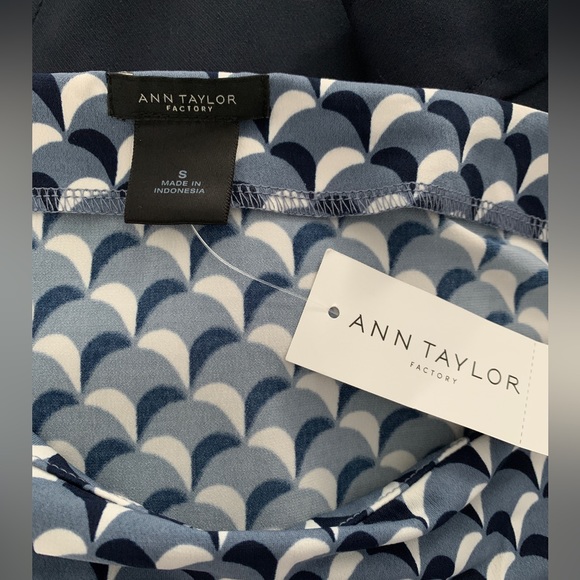 NWT! Ann Taylor Factory Dress, women’s size small - Picture 2 of 2